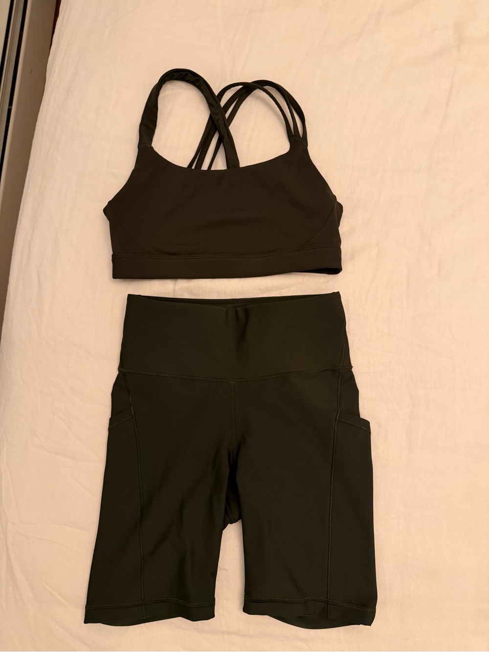 Athleta Train Free (A-c) Bra in Aspen Olive - Picture 5 of 5